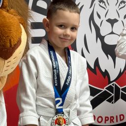 Уласевич Артём 