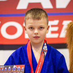 Кушнеров Дмитрий Артемович